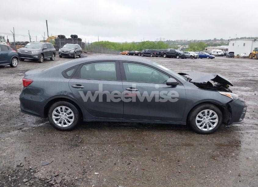 Photo 13 of 2021 Kia Forte FE (VIN 3KPF24AD9ME325126)