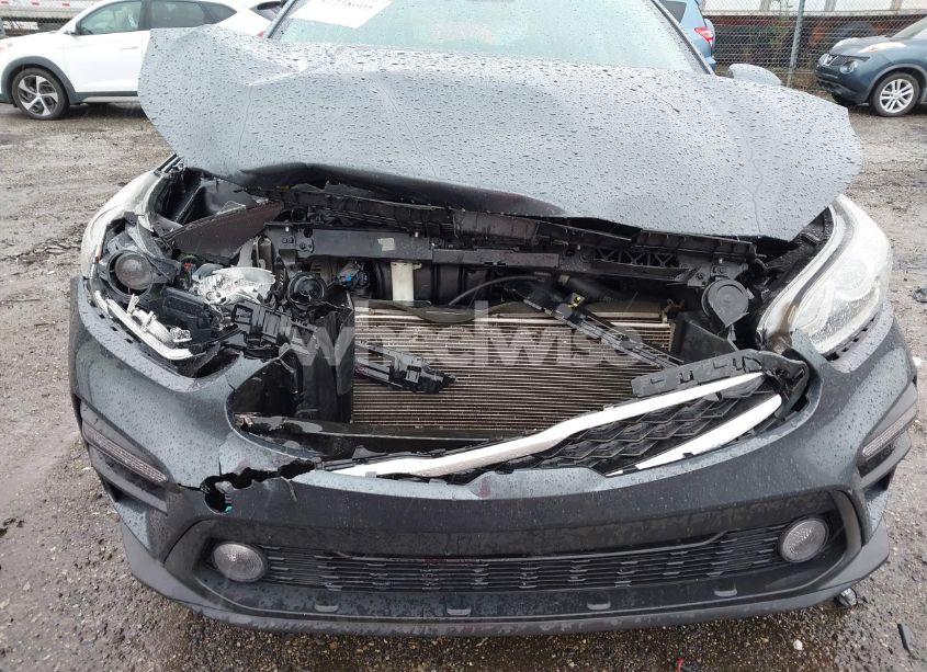 Photo 6 of 2021 Kia Forte FE (VIN 3KPF24AD9ME325126)