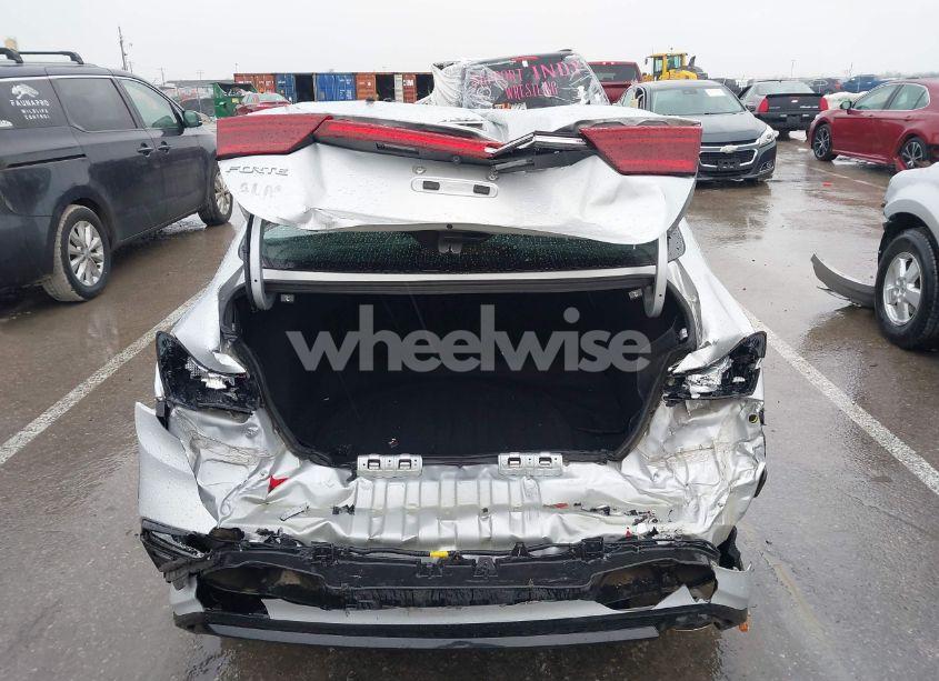 Photo 16 of 2021 Kia Forte LXS (VIN 3KPF24AD9ME327281)