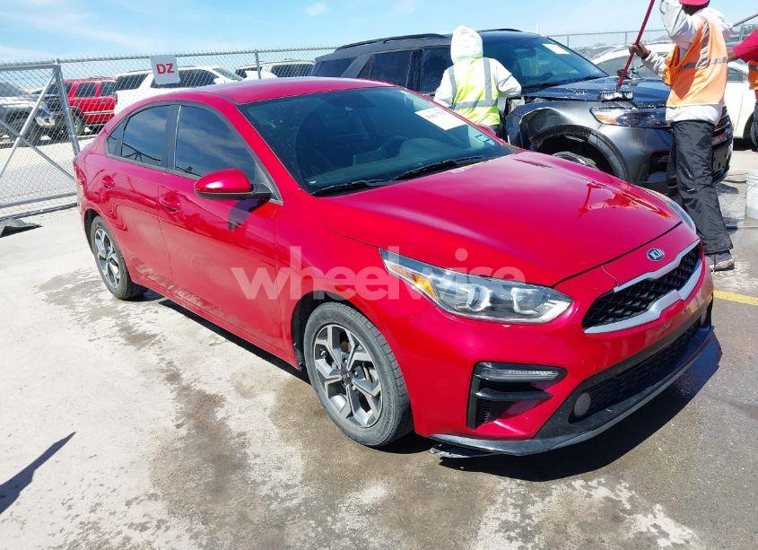 2021 Kia Forte LXS (VIN 3KPF24AD9ME330665) main photo