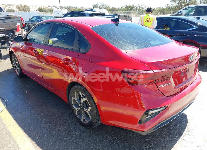 Photo 3 of 2021 Kia Forte LXS (VIN 3KPF24AD9ME330665)