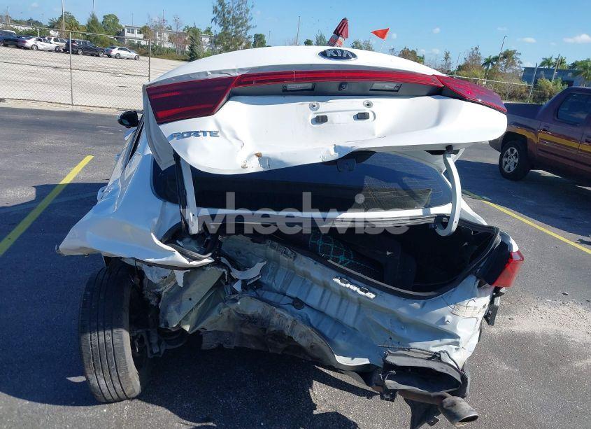 Photo 16 of 2021 Kia Forte LXS (VIN 3KPF24AD9ME355243)