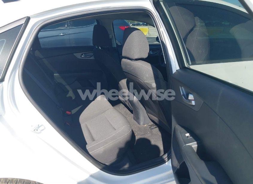 Photo 8 of 2021 Kia Forte LXS (VIN 3KPF24AD9ME355243)