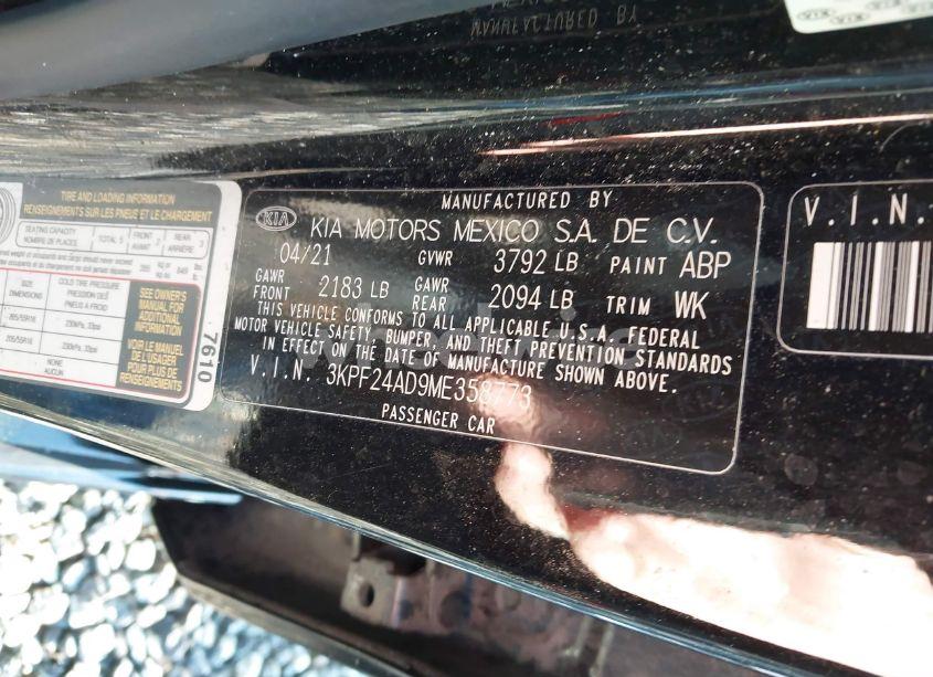 Photo 9 of 2021 Kia Forte LXS (VIN 3KPF24AD9ME358773)