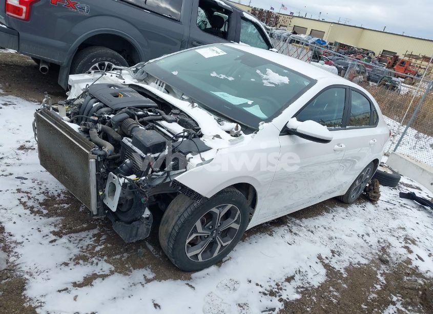 Photo 2 of 2021 Kia Forte LXS (VIN 3KPF24AD9ME370020)