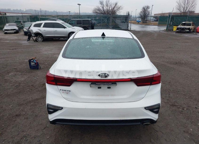 Photo 16 of 2021 Kia Forte LXS (VIN 3KPF24AD9ME375069)