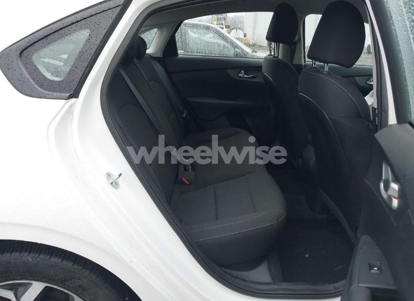 Photo 8 of 2021 Kia Forte LXS (VIN 3KPF24AD9ME375069)