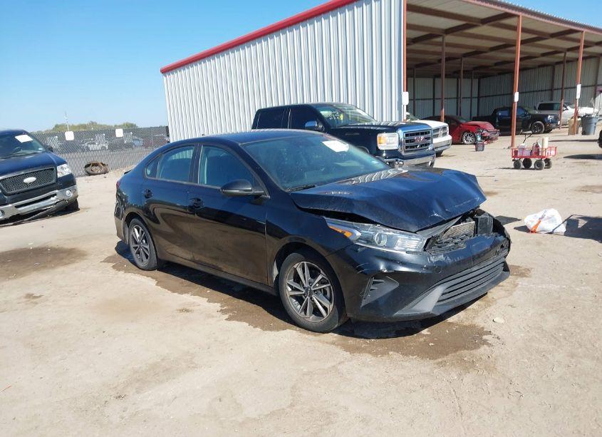 2022 Kia Forte LXS (VIN 3KPF24AD9NE425325) main photo