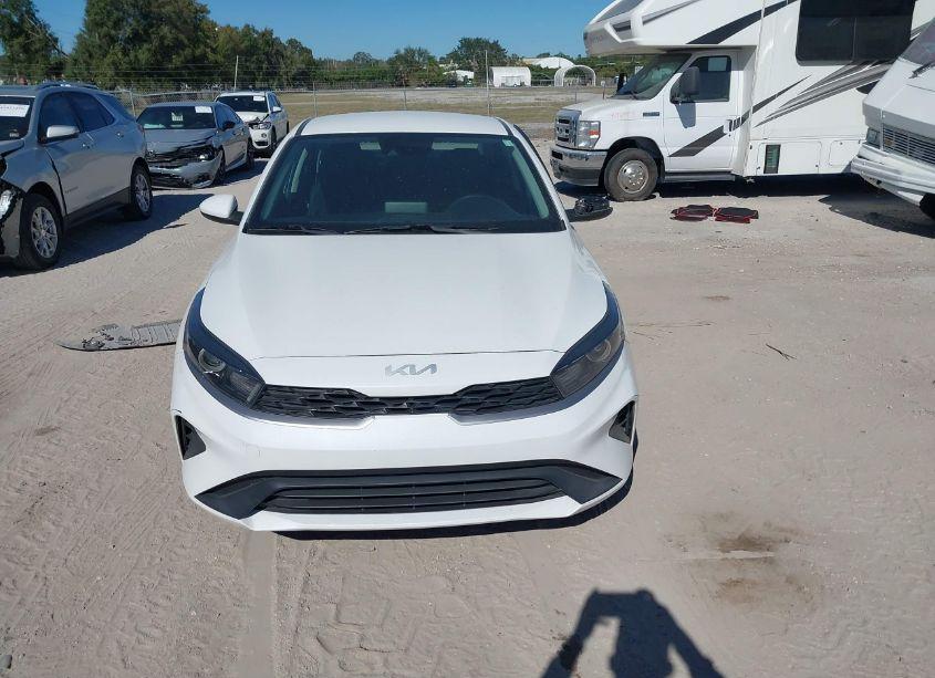 Photo 12 of 2022 Kia Forte LXS (VIN 3KPF24AD9NE430654)