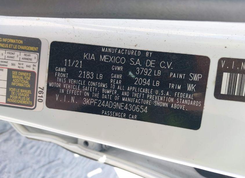 Photo 9 of 2022 Kia Forte LXS (VIN 3KPF24AD9NE430654)