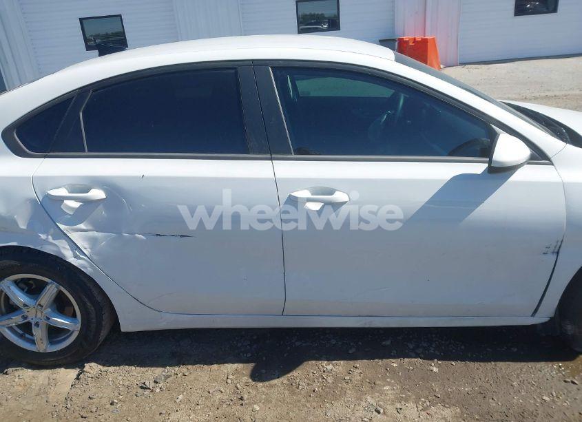 Photo 13 of 2022 Kia Forte FE (VIN 3KPF24AD9NE447972)