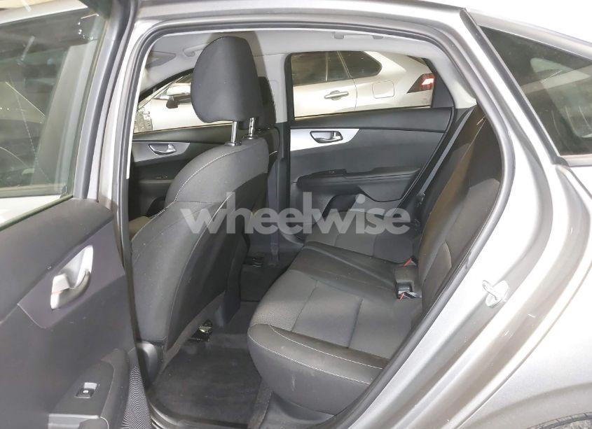 Photo 8 of 2022 Kia Forte LXS (VIN 3KPF24AD9NE457692)