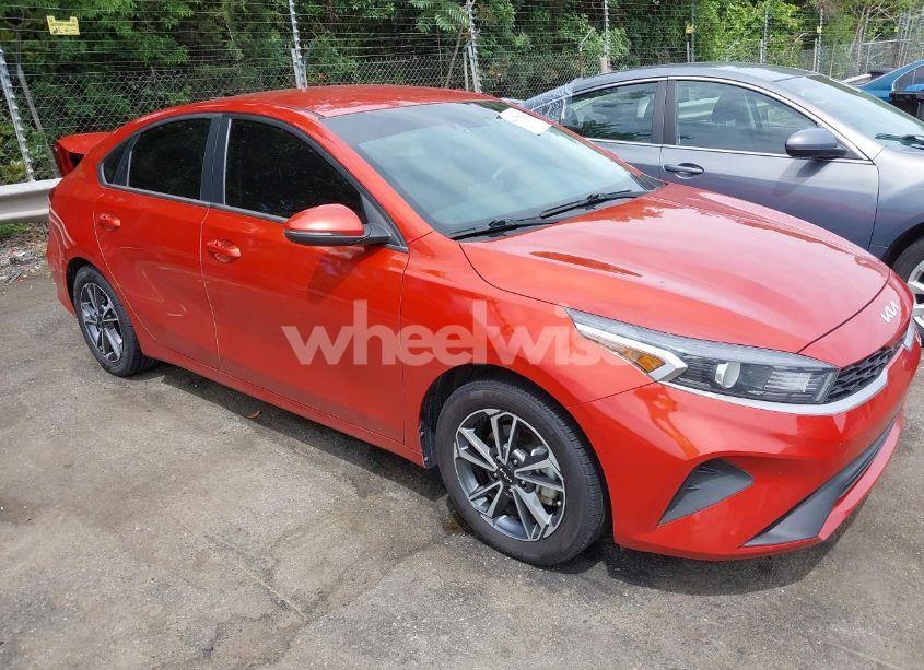 2022 Kia Forte LXS (VIN 3KPF24AD9NE467123) main photo