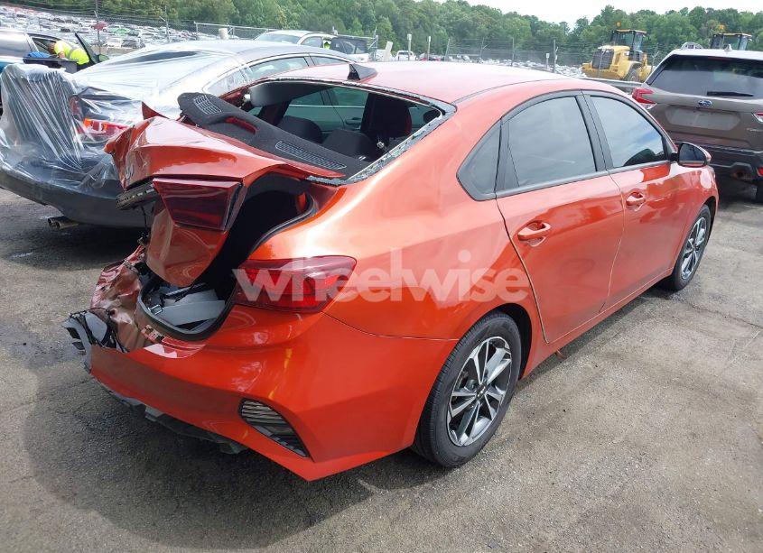 Photo 4 of 2022 Kia Forte LXS (VIN 3KPF24AD9NE467123)