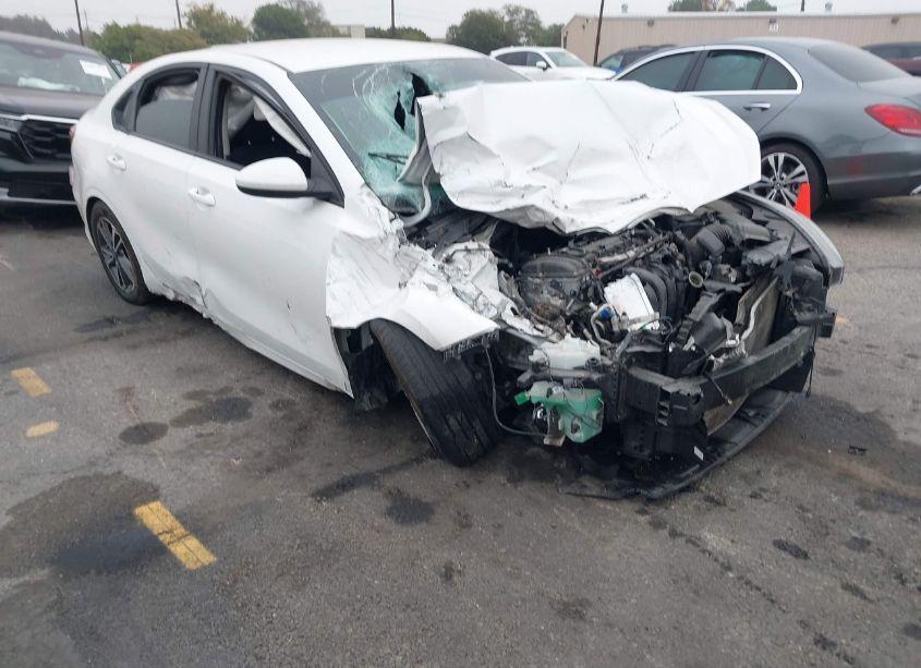 2022 Kia Forte LXS (VIN 3KPF24AD9NE485976) main photo