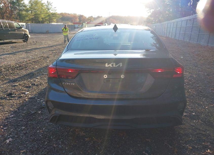 Photo 16 of 2022 Kia Forte LXS (VIN 3KPF24AD9NE496265)