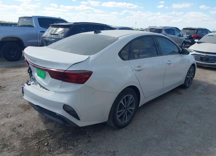 Photo 4 of 2023 Kia Forte LXS (VIN 3KPF24AD9PE514654)