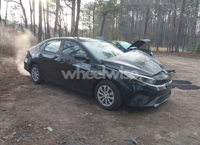 2023 Kia Forte LX (VIN 3KPF24AD9PE551686) main photo