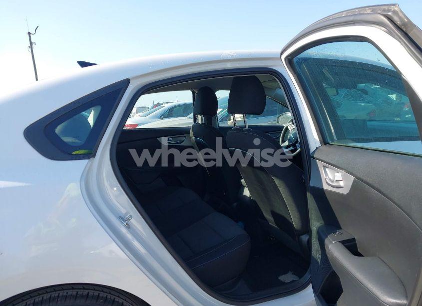 Photo 8 of 2023 Kia Forte LXS (VIN 3KPF24AD9PE559996)