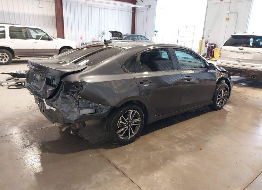 Photo 4 of 2023 Kia Forte LXS (VIN 3KPF24AD9PE604371)