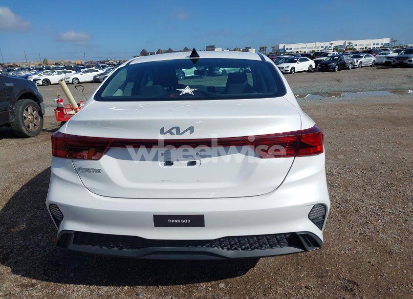 Photo 16 of 2023 Kia Forte LXS (VIN 3KPF24AD9PE618769)