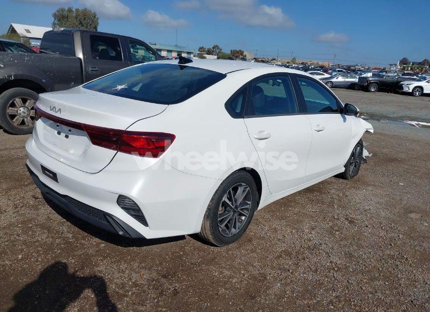 Photo 4 of 2023 Kia Forte LXS (VIN 3KPF24AD9PE618769)