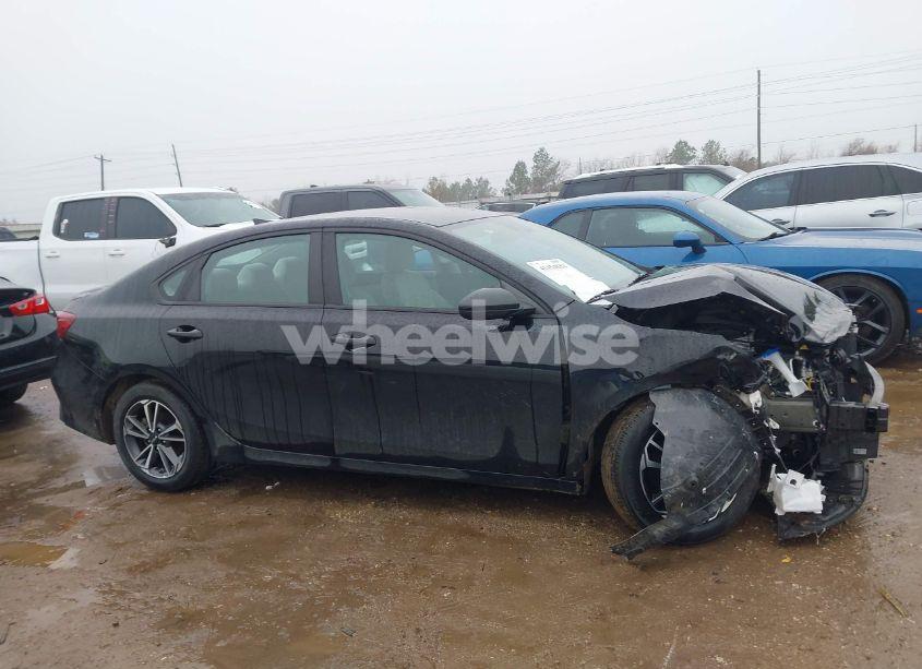 Photo 14 of 2023 Kia Forte LXS (VIN 3KPF24AD9PE628038)
