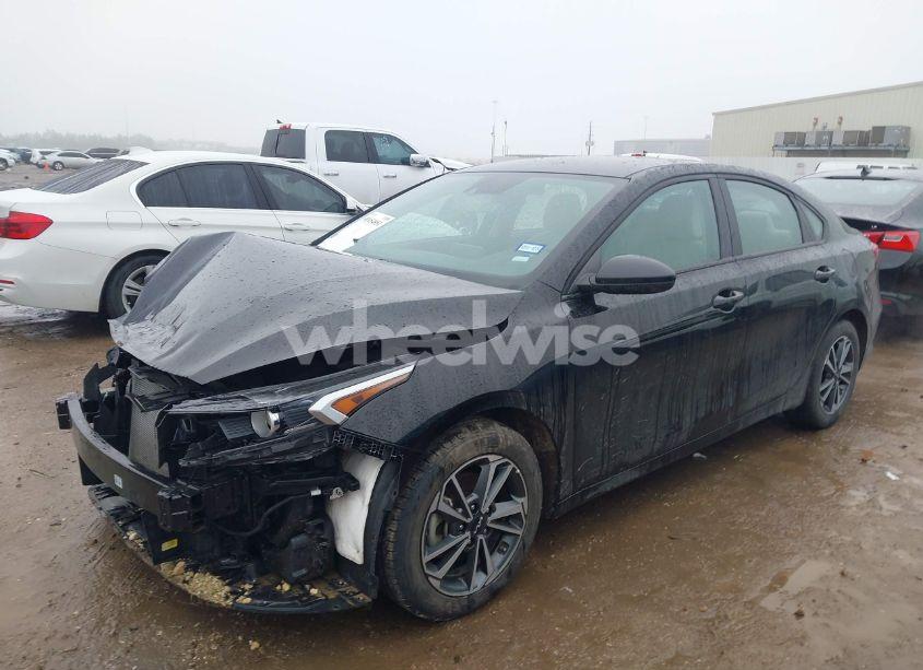 Photo 2 of 2023 Kia Forte LXS (VIN 3KPF24AD9PE628038)