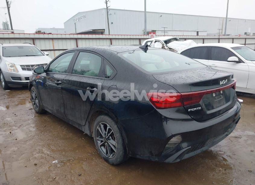 Photo 3 of 2023 Kia Forte LXS (VIN 3KPF24AD9PE628038)