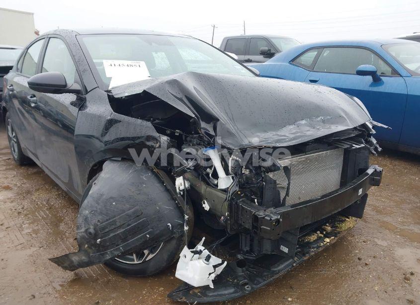 Photo 6 of 2023 Kia Forte LXS (VIN 3KPF24AD9PE628038)