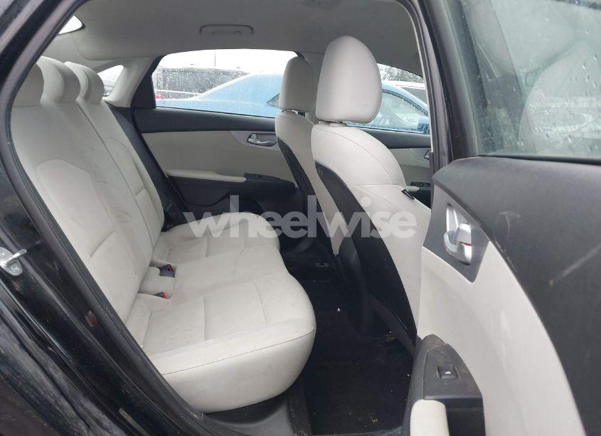 Photo 8 of 2023 Kia Forte LXS (VIN 3KPF24AD9PE628038)