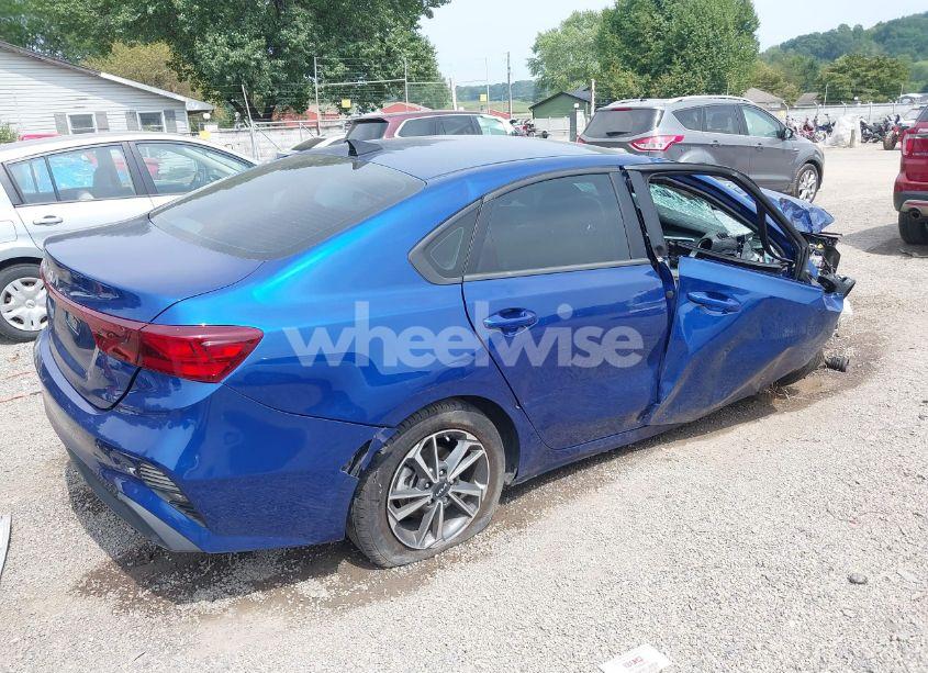 Photo 4 of 2023 Kia Forte LXS (VIN 3KPF24AD9PE628752)
