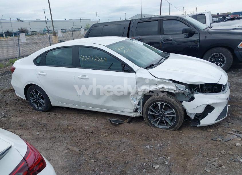 Photo 13 of 2023 Kia Forte LXS (VIN 3KPF24AD9PE657457)