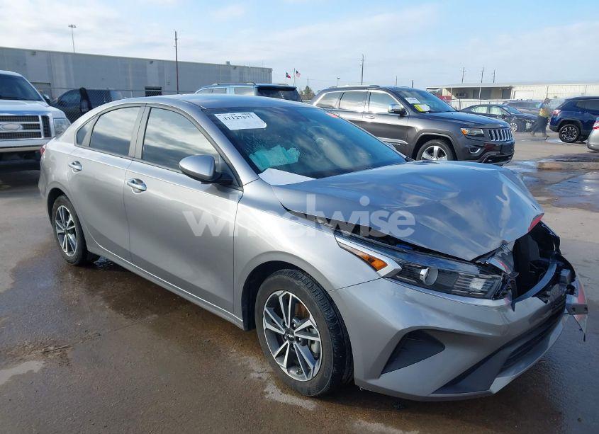 2023 Kia Forte LXS (VIN 3KPF24AD9PE669012) main photo