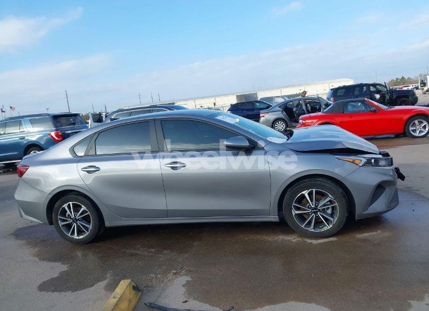 Photo 12 of 2023 Kia Forte LXS (VIN 3KPF24AD9PE669012)