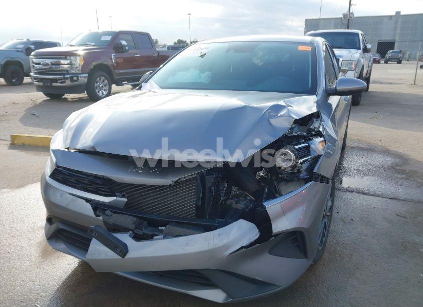 Photo 6 of 2023 Kia Forte LXS (VIN 3KPF24AD9PE669012)