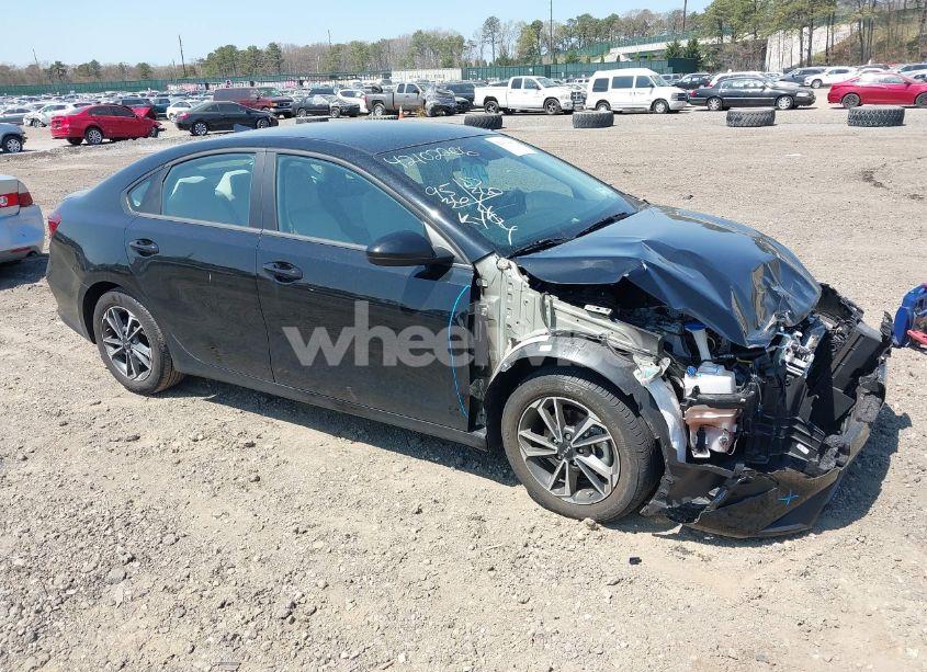 2023 Kia Forte LXS (VIN 3KPF24AD9PE673173) main photo