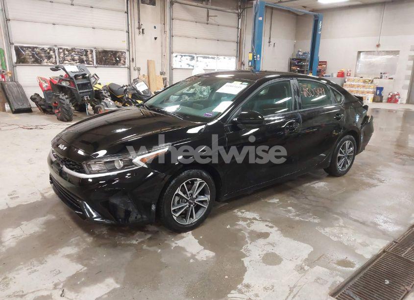 Photo 2 of 2023 Kia Forte LXS (VIN 3KPF24AD9PE692225)
