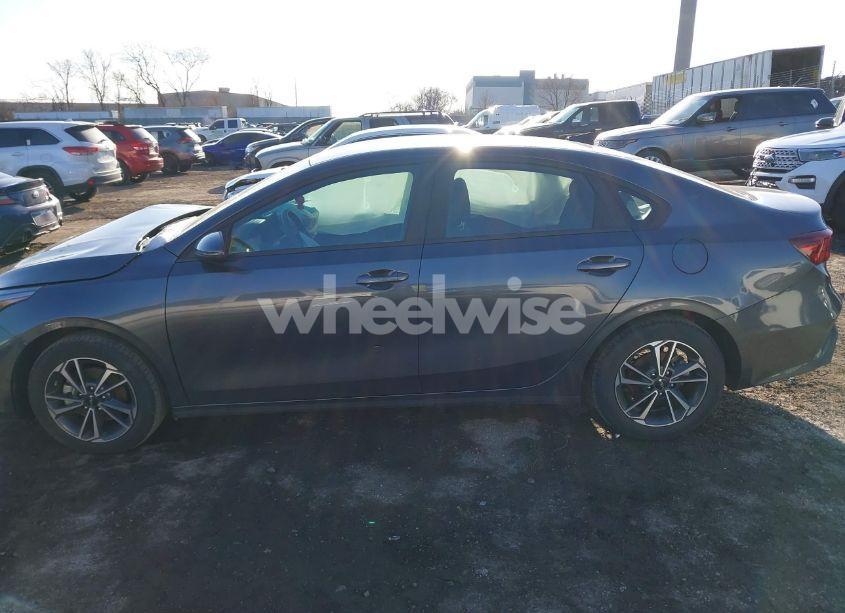 Photo 13 of 2023 Kia Forte LXS (VIN 3KPF24AD9PE694332)