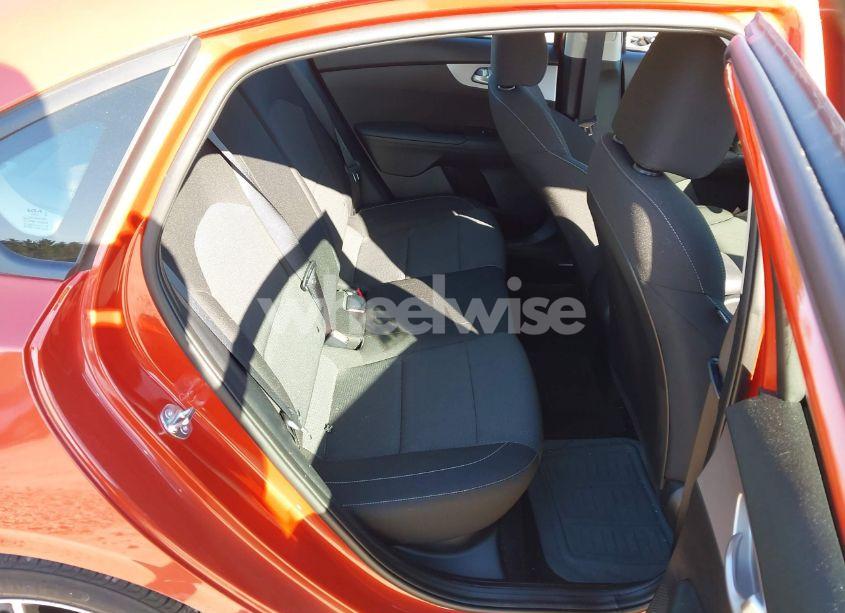 Photo 8 of 2024 Kia Forte LXS (VIN 3KPF24AD9RE716459)
