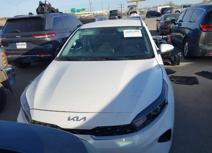 Photo 13 of 2024 Kia Forte LXS (VIN 3KPF24AD9RE716915)