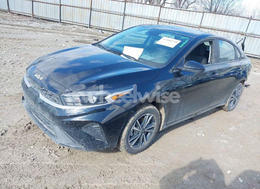 Photo 2 of 2024 Kia Forte LXS (VIN 3KPF24AD9RE731639)