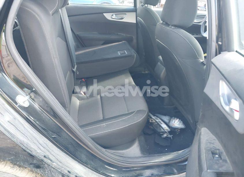 Photo 8 of 2024 Kia Forte LXS (VIN 3KPF24AD9RE731639)