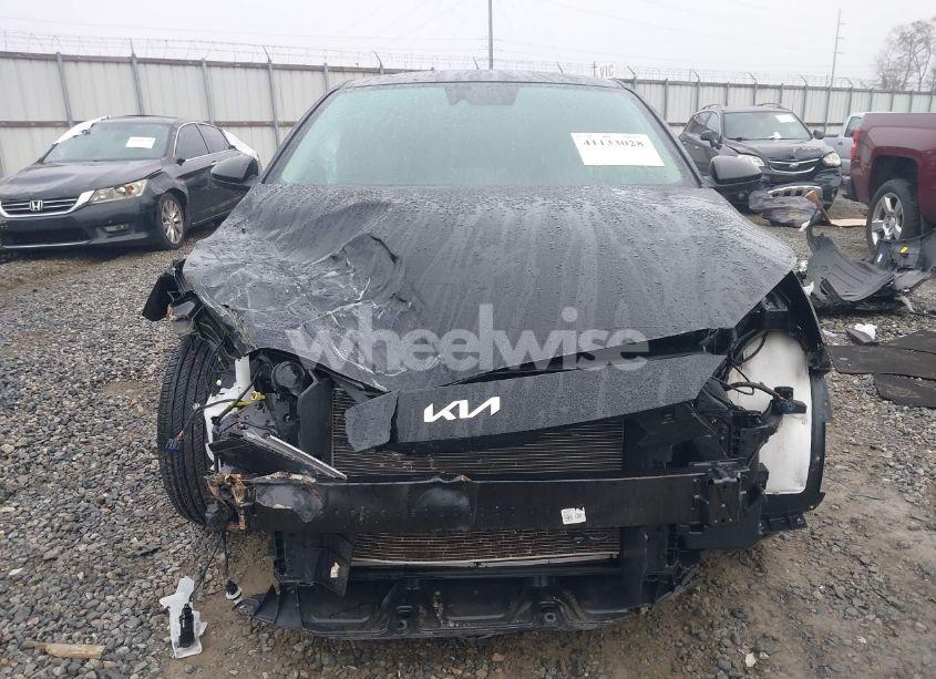 Photo 13 of 2024 Kia Forte LXS (VIN 3KPF24AD9RE748876)