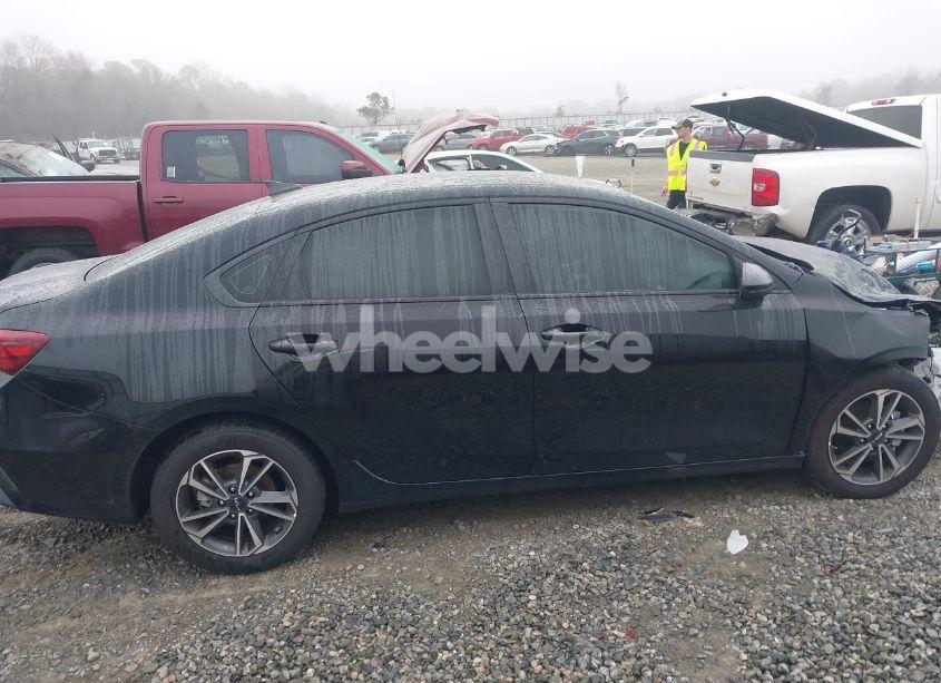 Photo 14 of 2024 Kia Forte LXS (VIN 3KPF24AD9RE748876)