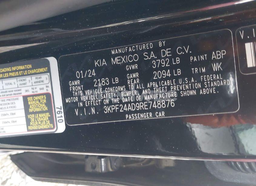 Photo 9 of 2024 Kia Forte LXS (VIN 3KPF24AD9RE748876)
