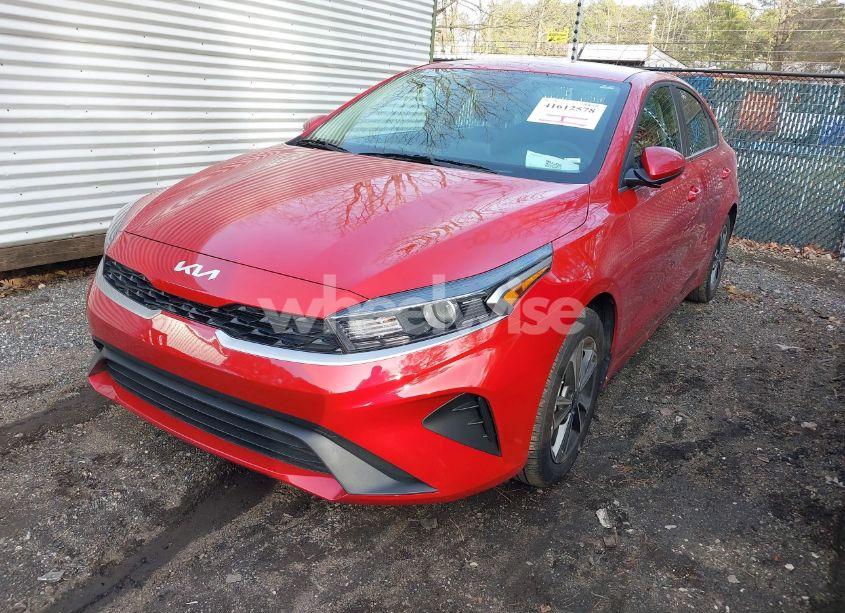 Photo 2 of 2024 Kia Forte LXS (VIN 3KPF24AD9RE752698)