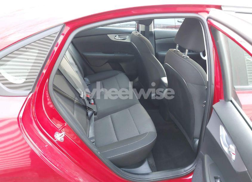 Photo 8 of 2024 Kia Forte LXS (VIN 3KPF24AD9RE752698)