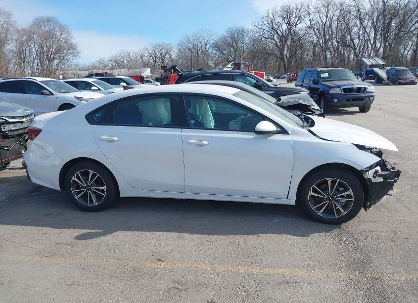 Photo 14 of 2024 Kia Forte LXS (VIN 3KPF24AD9RE766536)