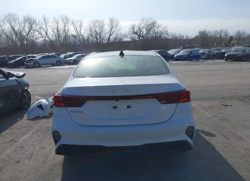 Photo 17 of 2024 Kia Forte LXS (VIN 3KPF24AD9RE766536)
